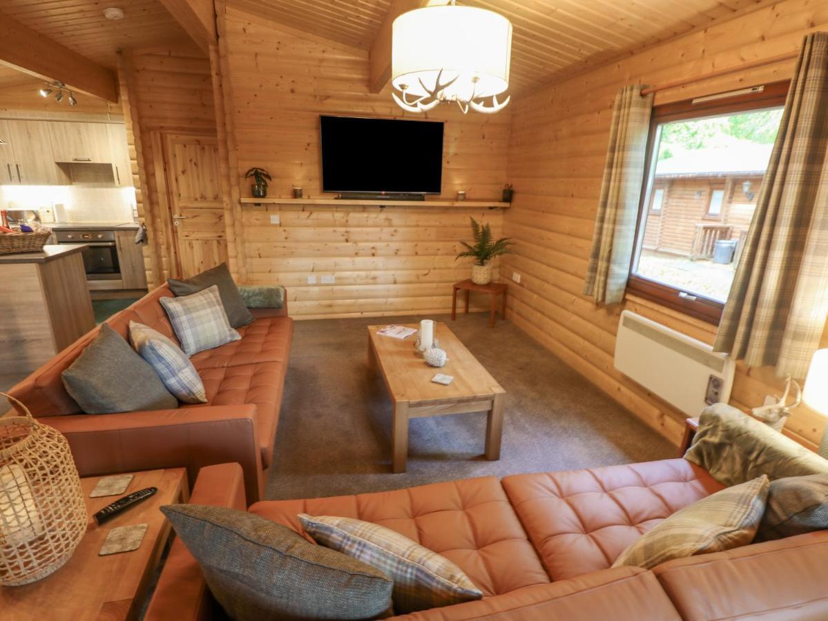 Leafy Hollow Lodge Louth  Ngoại thất bức ảnh
