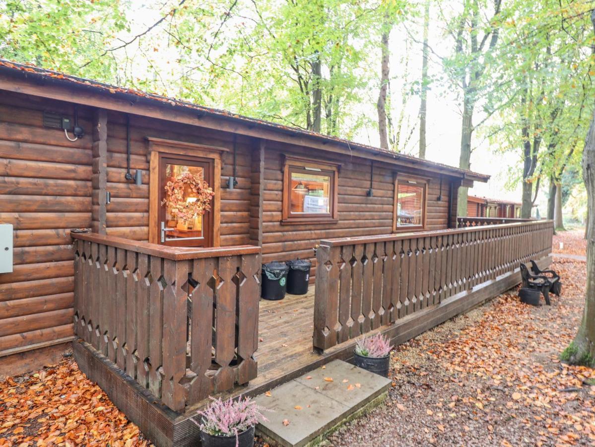 Leafy Hollow Lodge Louth  Ngoại thất bức ảnh