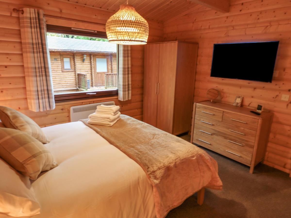 Leafy Hollow Lodge Louth  Ngoại thất bức ảnh