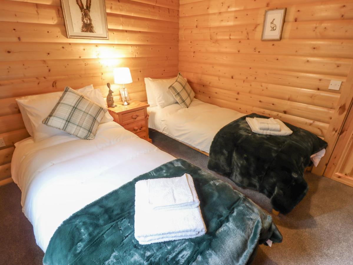 Leafy Hollow Lodge Louth  Ngoại thất bức ảnh